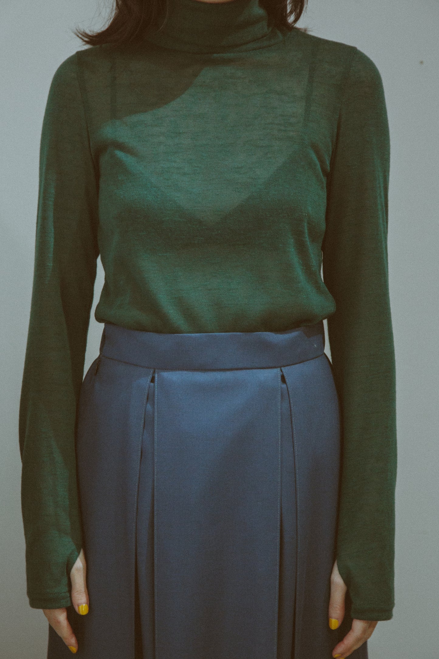 Sheer turtleneck knit&sewn Green