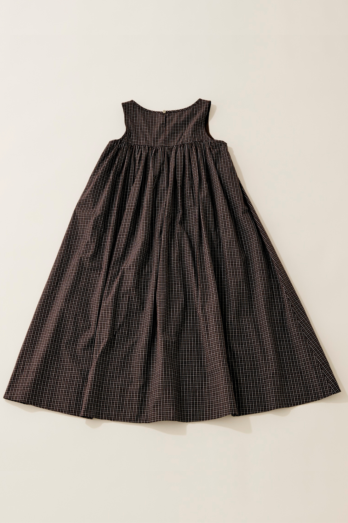 Tattersall check pin tuck dress/brown