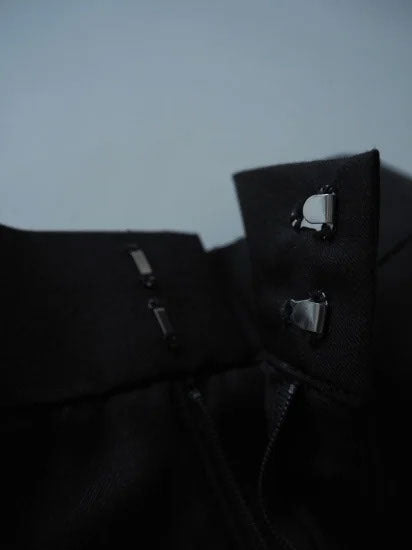 Wool rich center press pants <Black>