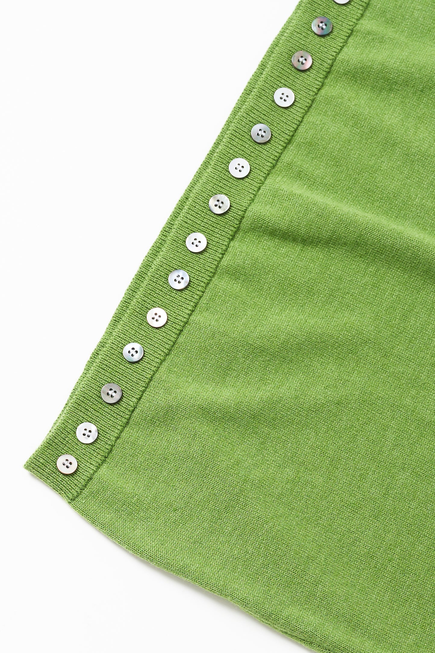 Hem button knit top / Basil