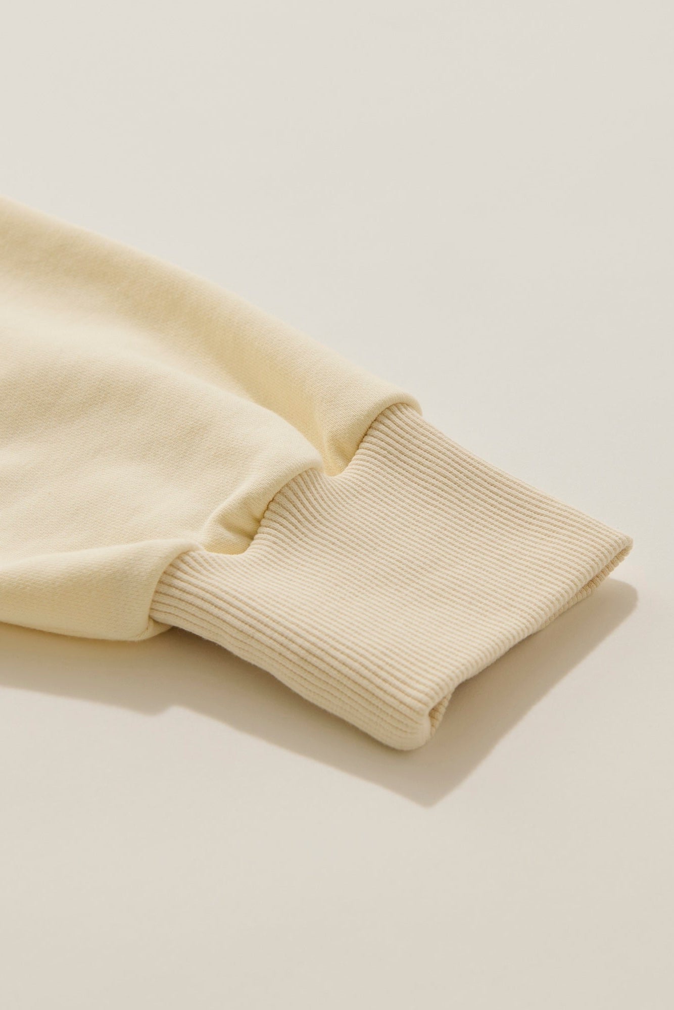 Shoulder logo pullover / white