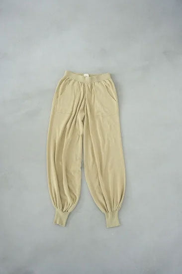 Knit jogger pants <Vanilla beige>