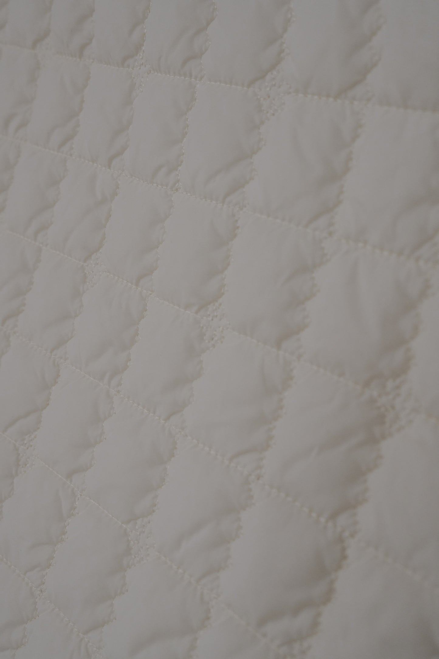 Quilting volume tops / white