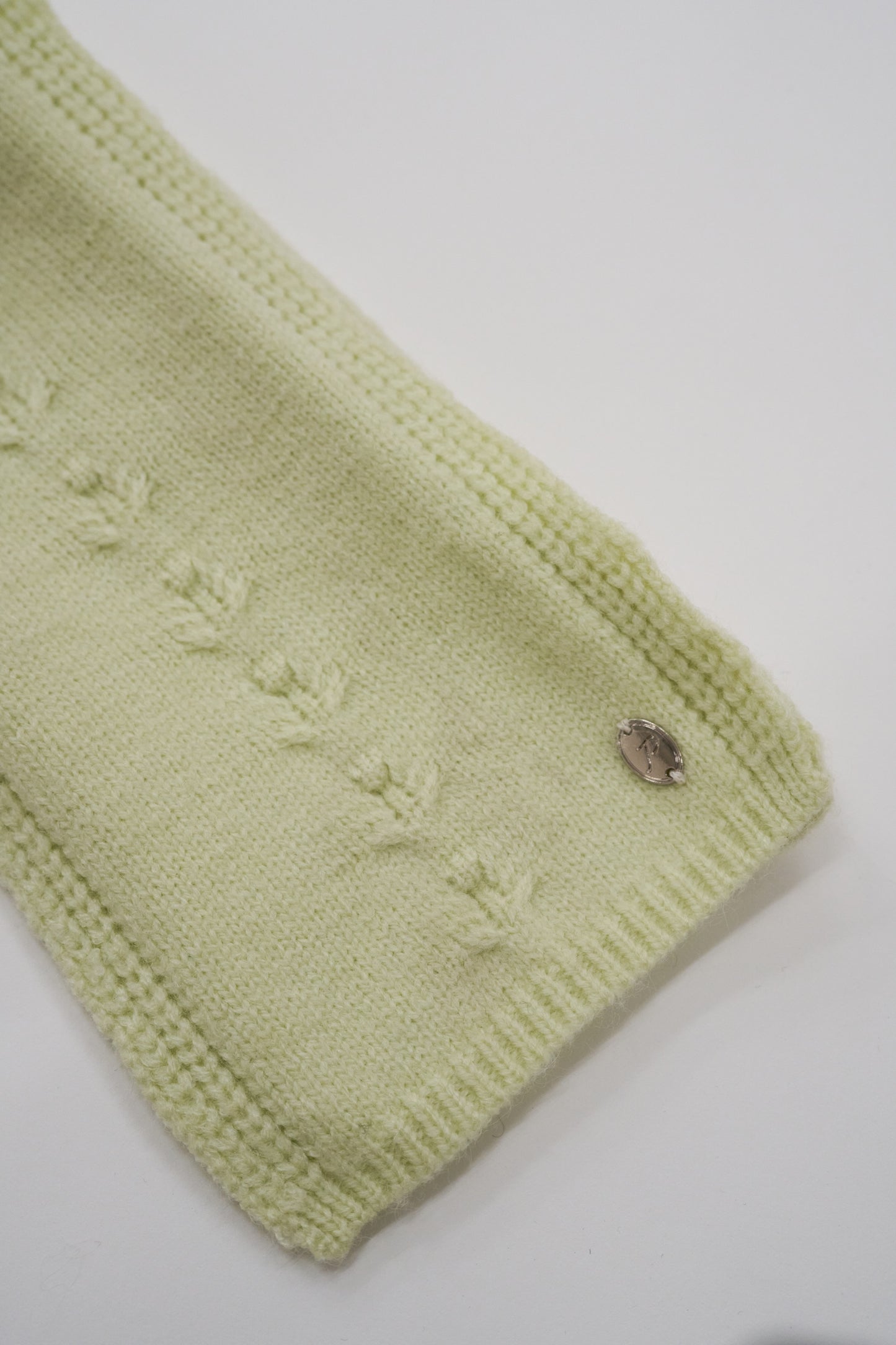 Long knit stole / lime