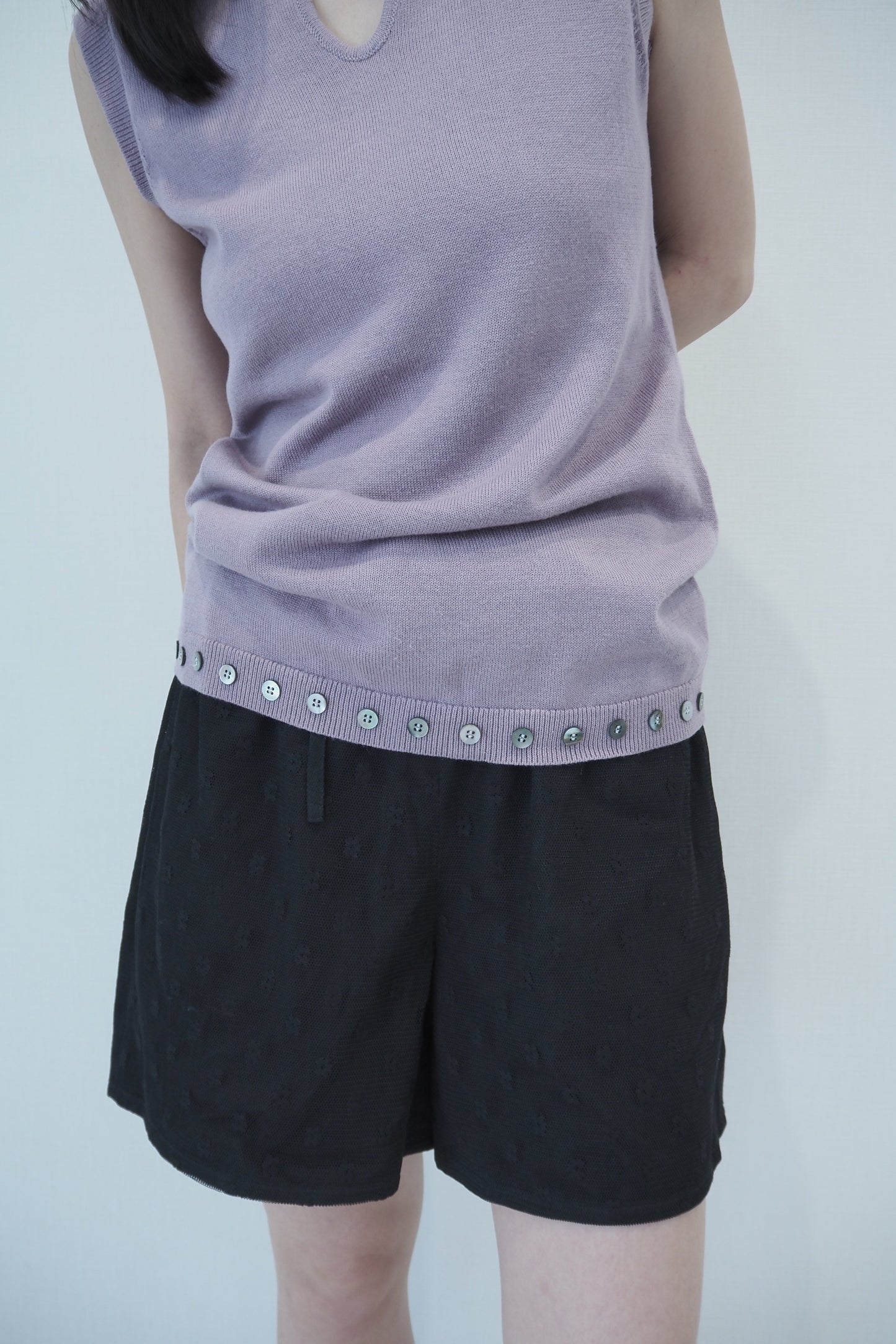 Hem button knit top / Wisteria