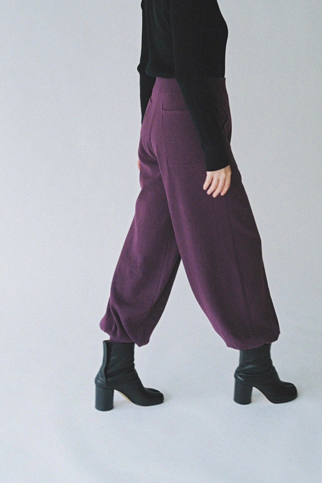 Knit jogger pants <Plum>