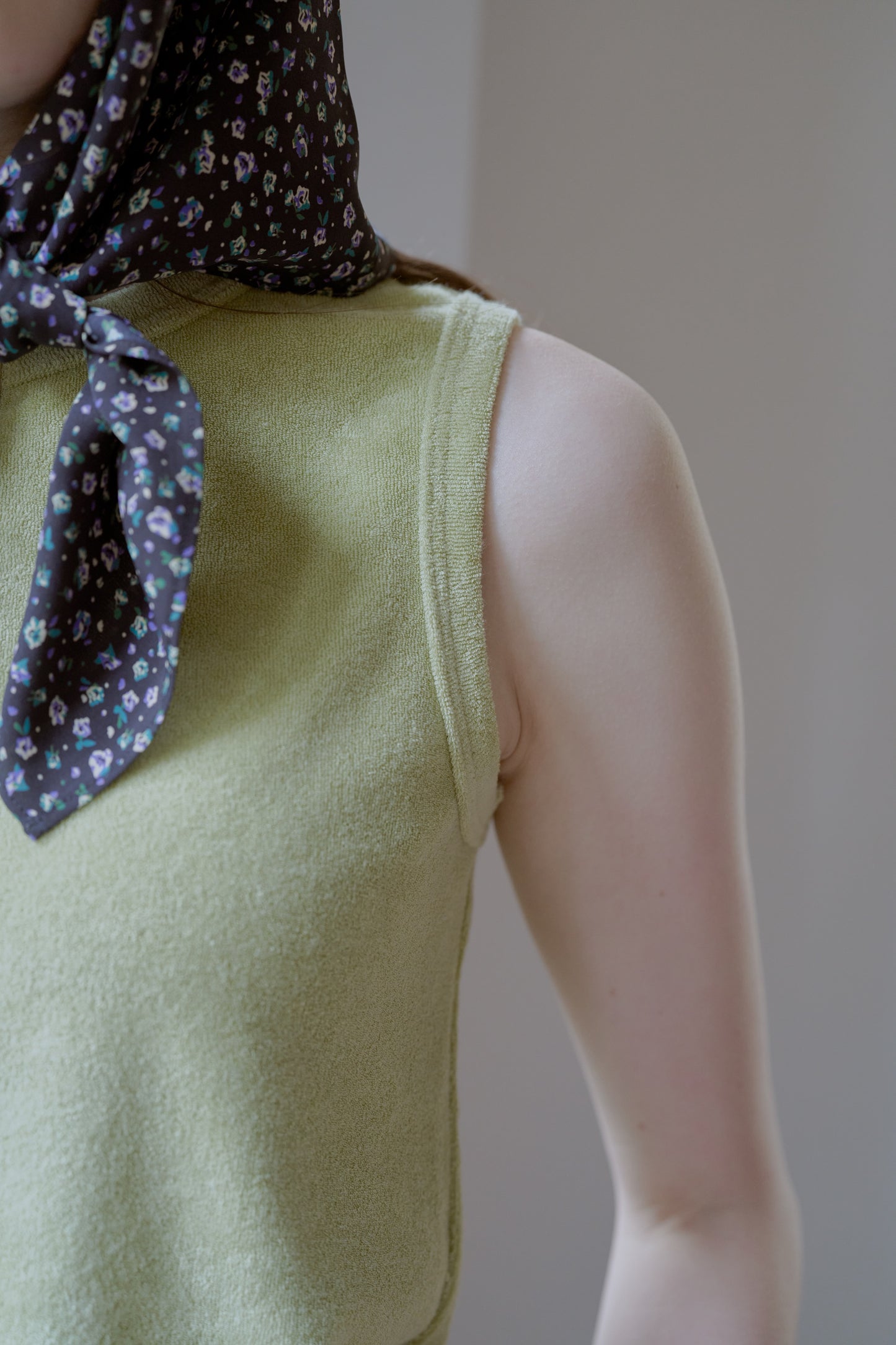 Henley neck pile tank top / Lime pie