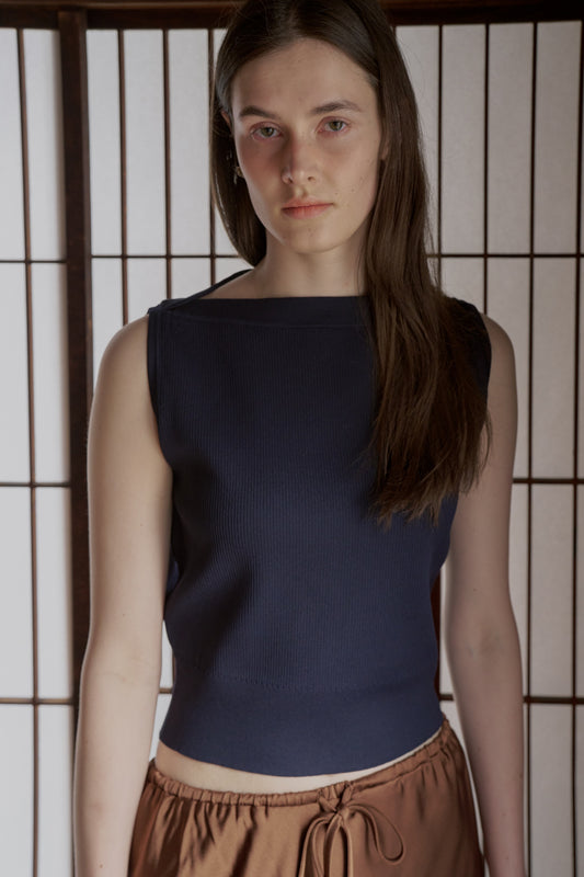Overlap shoulder knit top / navy