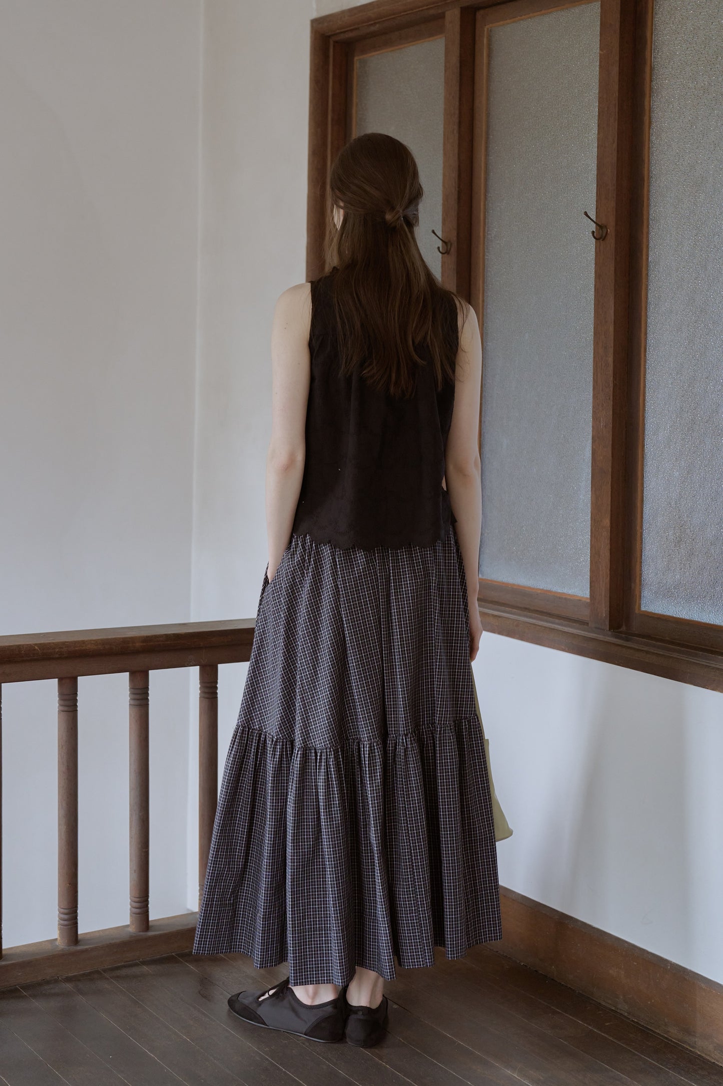 Tattersall check tiered skirt / black