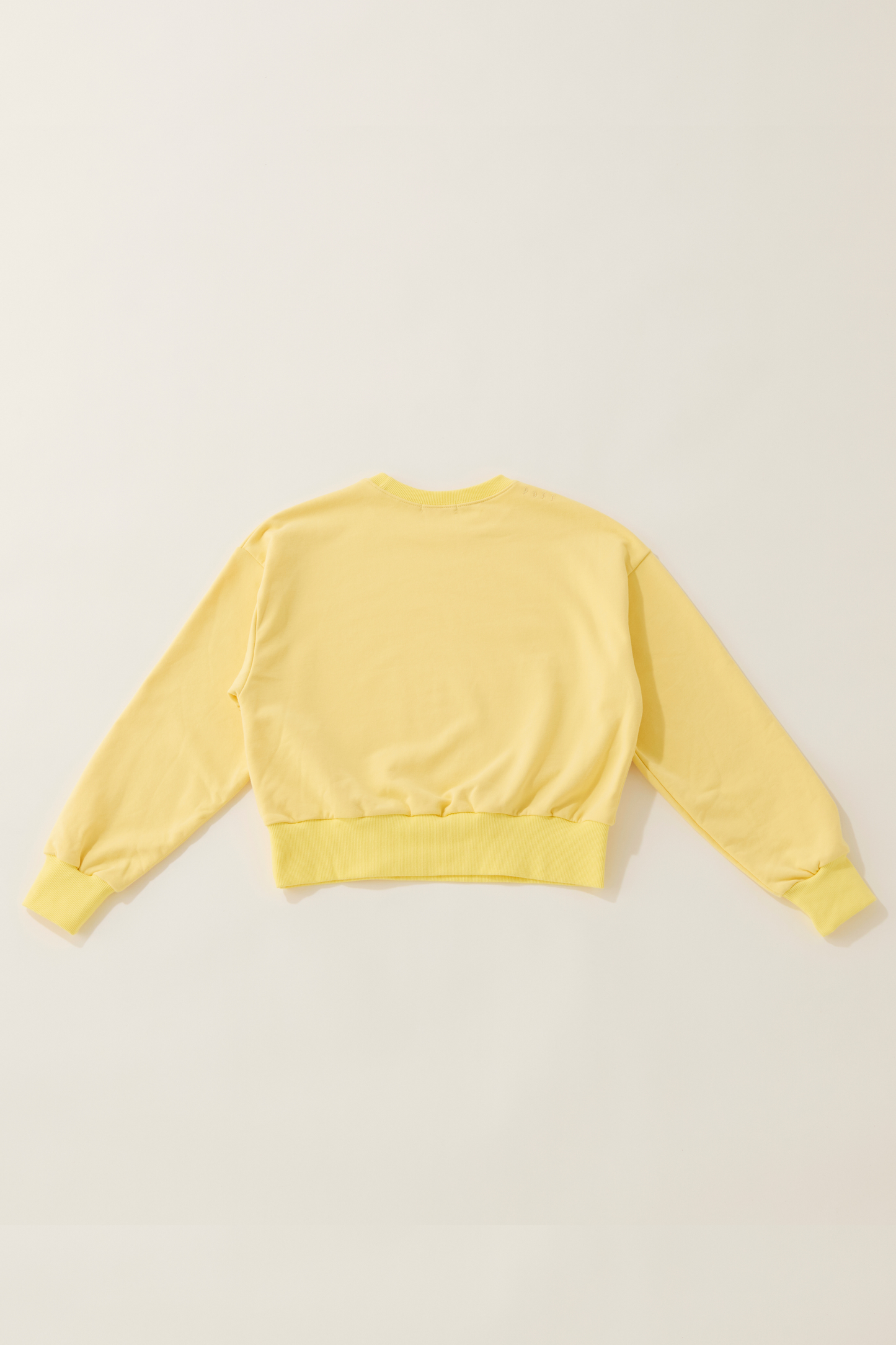 Shoulder logo pullover / yellow
