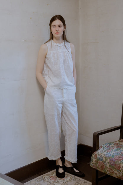 Cotton lace cropped pants / white