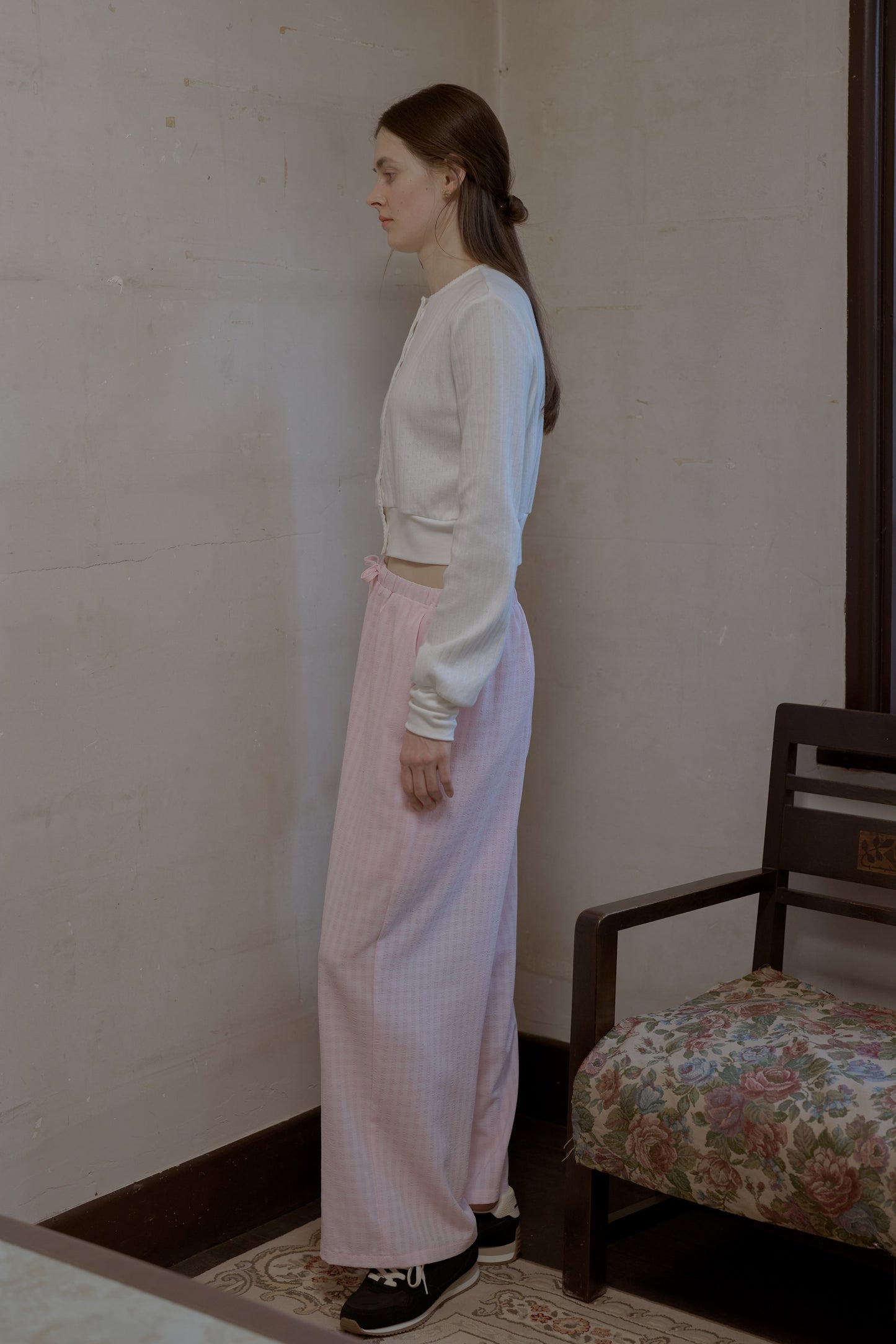 Eyelet cut cardigan / white