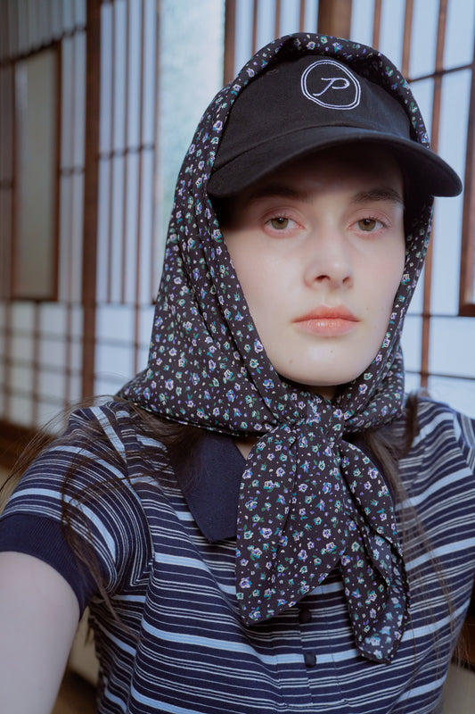 "P" Embroidery cap / black