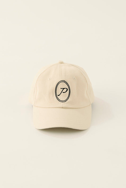 "P" Embroidery cap / ivory