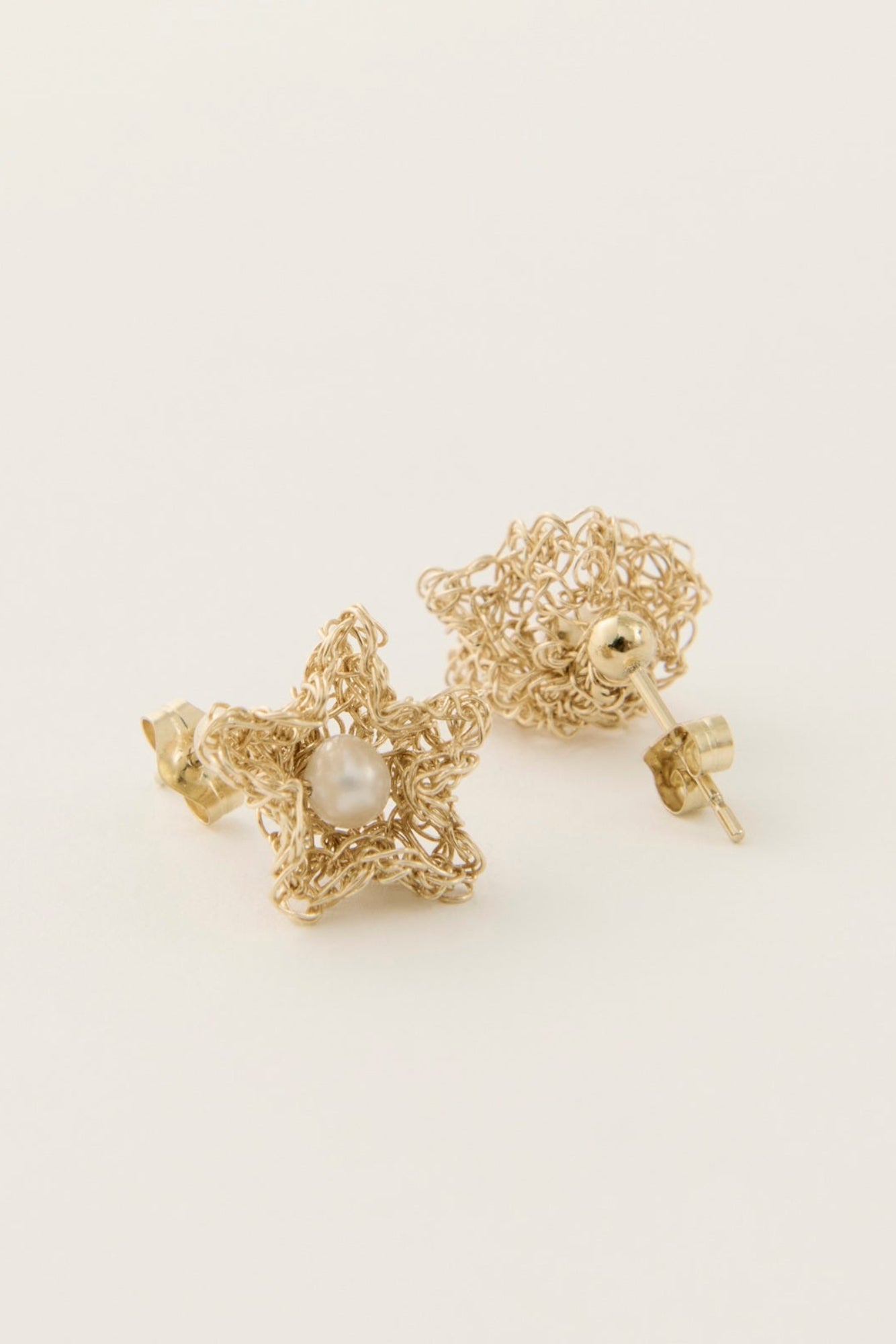 Star Flower Earrings / gold