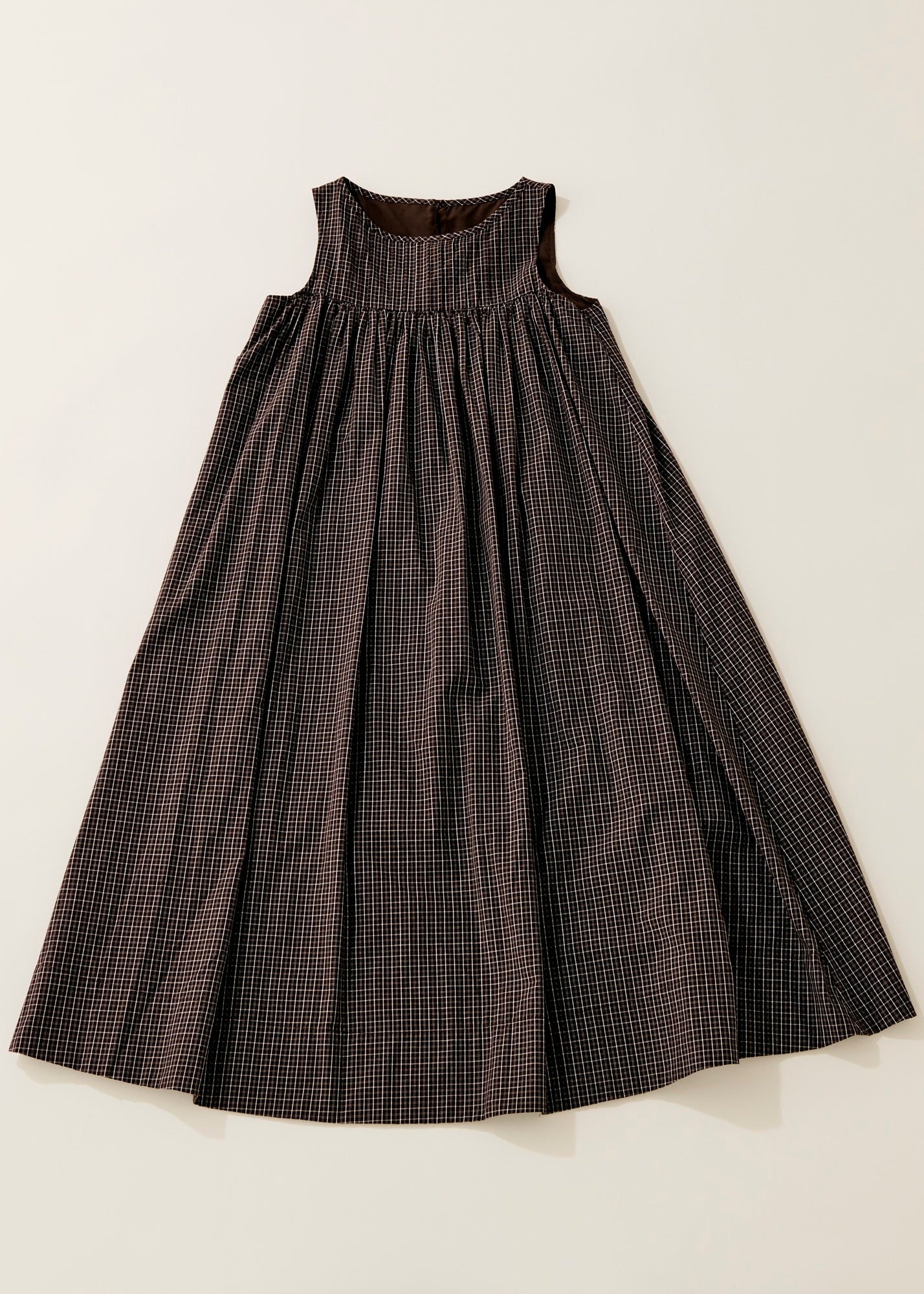Tattersall check pin tuck dress/brown