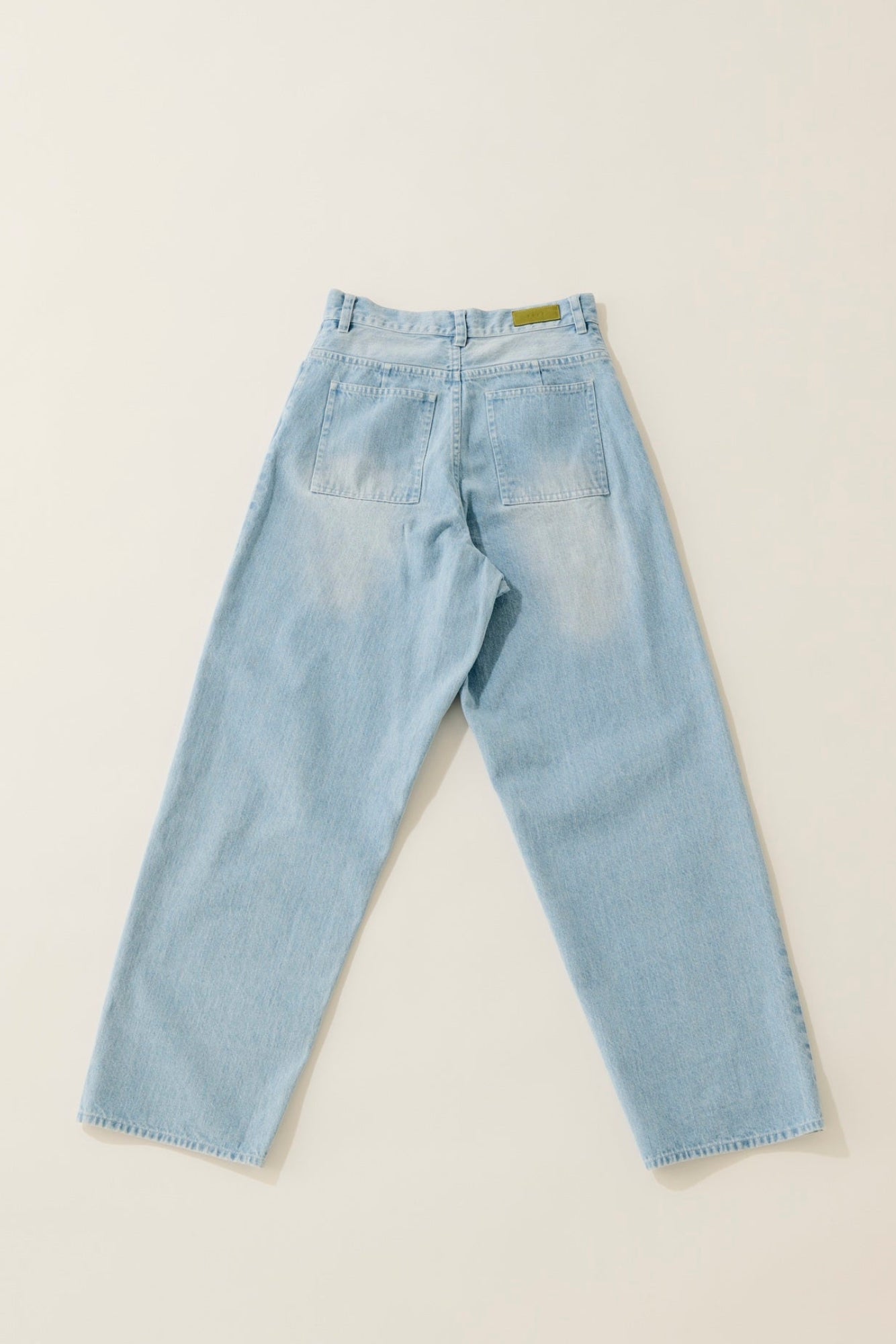 Washed  wide denim / light blue