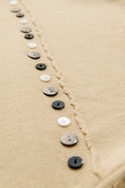 Random button relax knit pullover / ecru