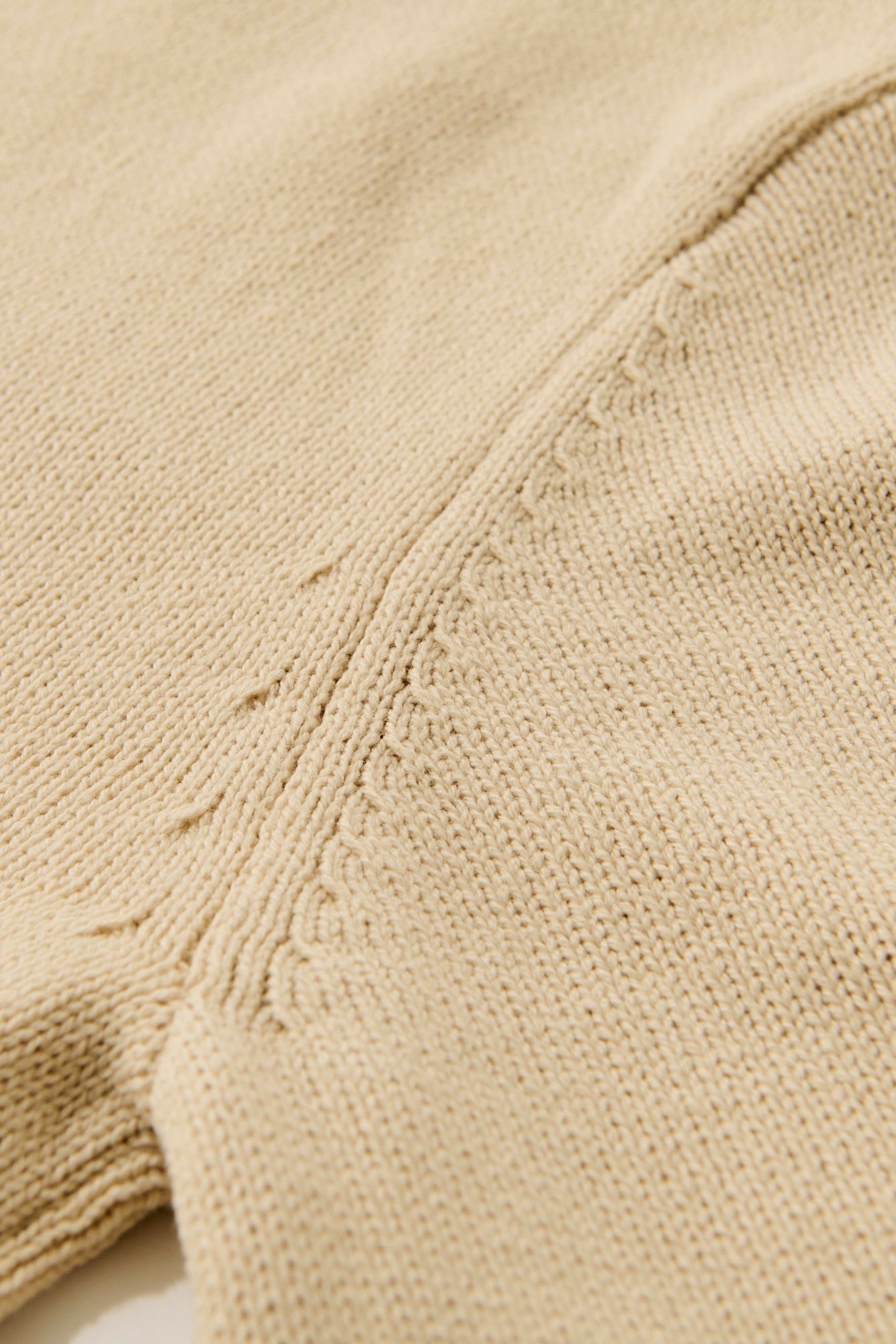 Random button relax knit pullover / fog navy