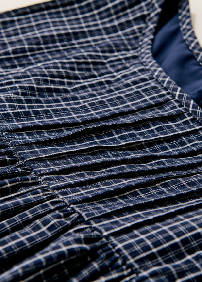 Tattersall check pin tuck dress/black