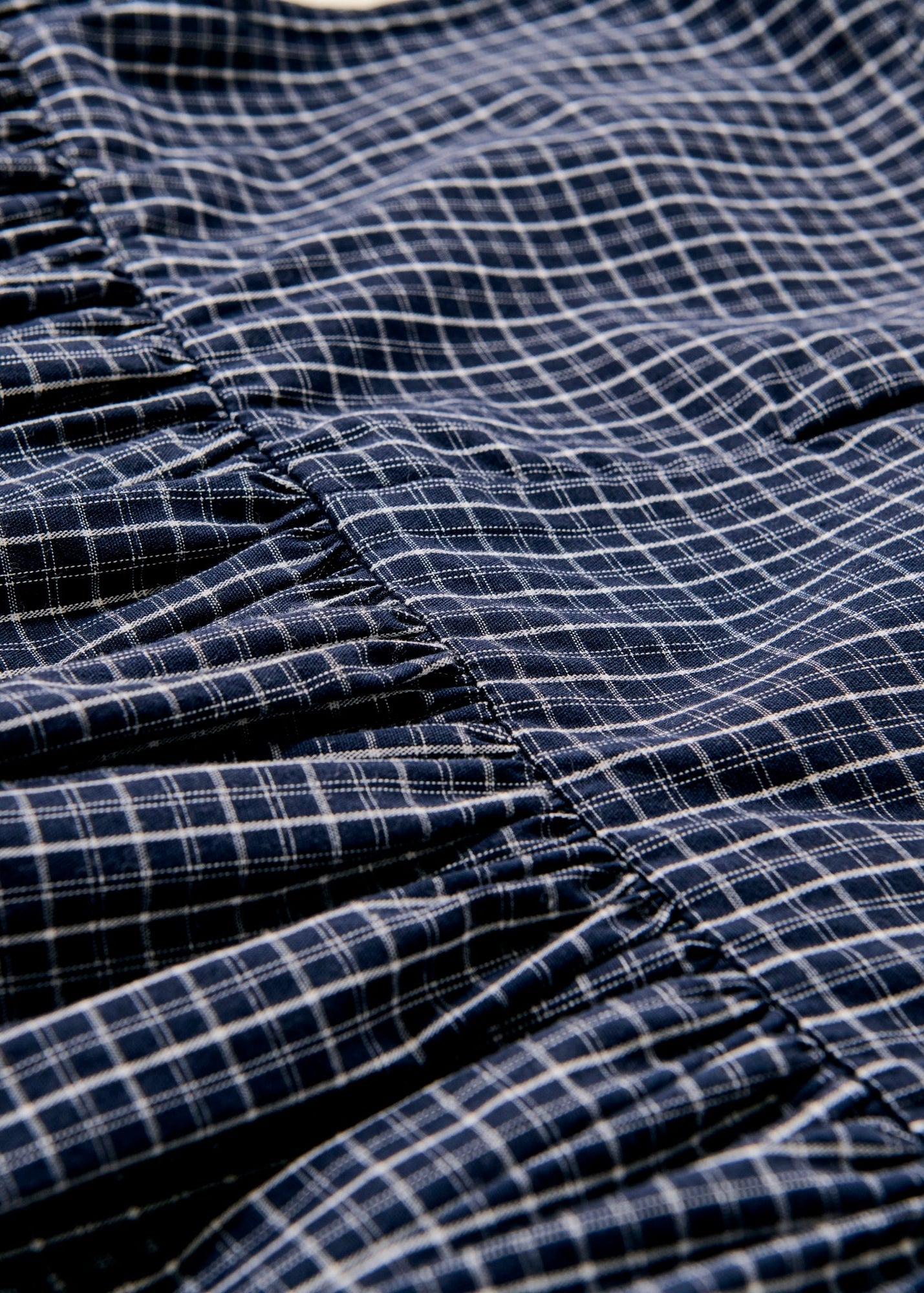 Tattersall check pin tuck dress/black