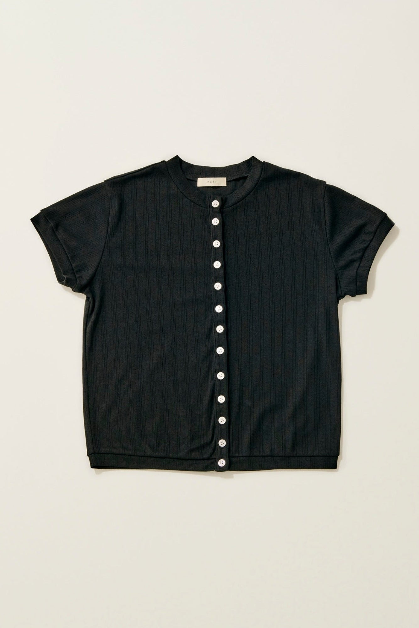 eyelet cut button Tshirt / black