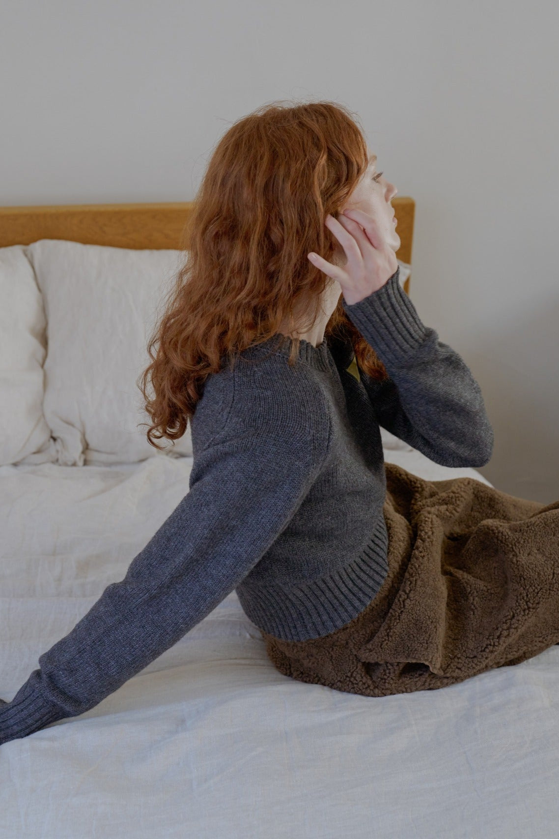 Leather Patch Knit Pullove / gray