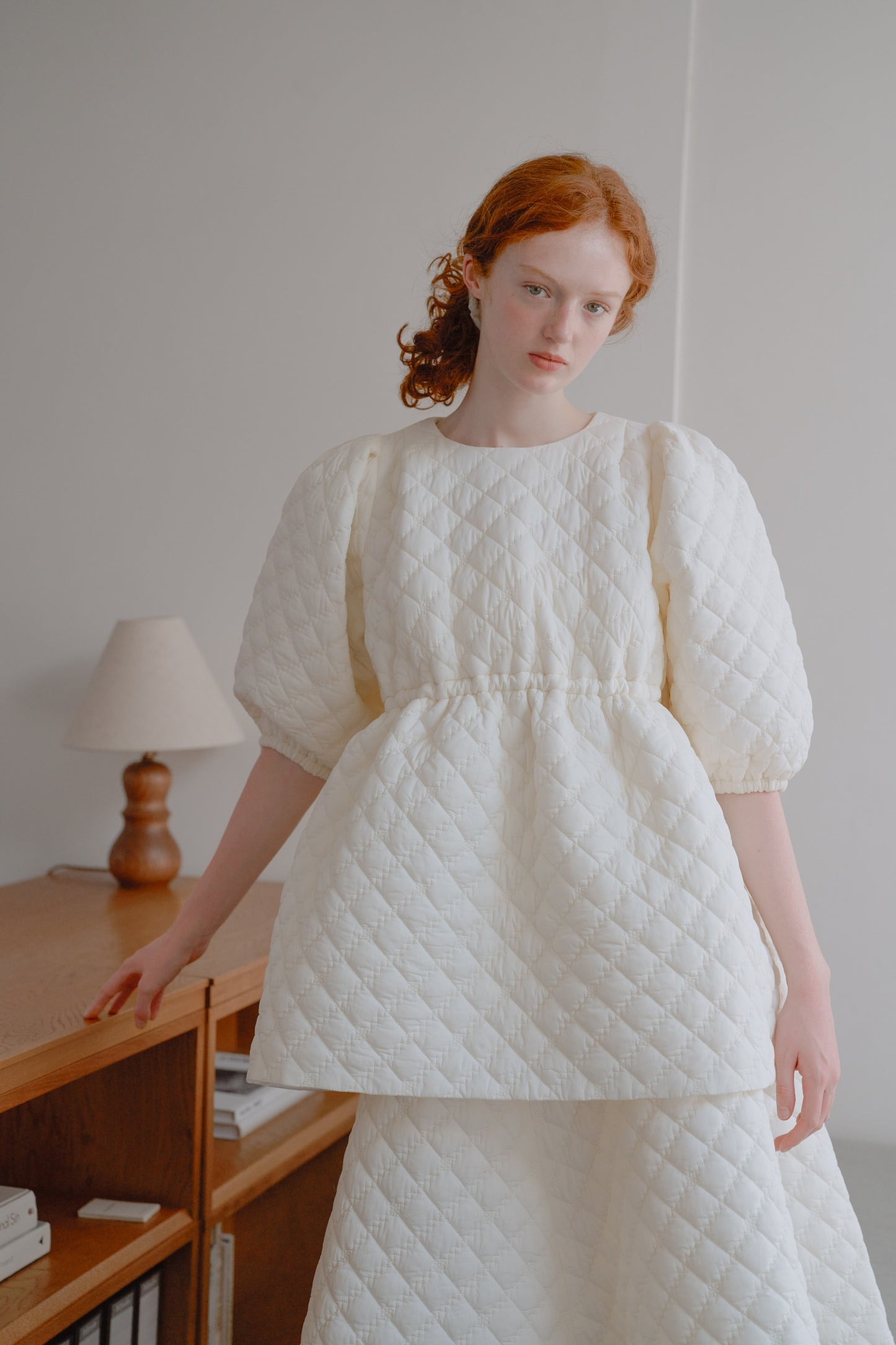 Volume long skirt / white