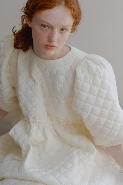 Quilting volume tops / white