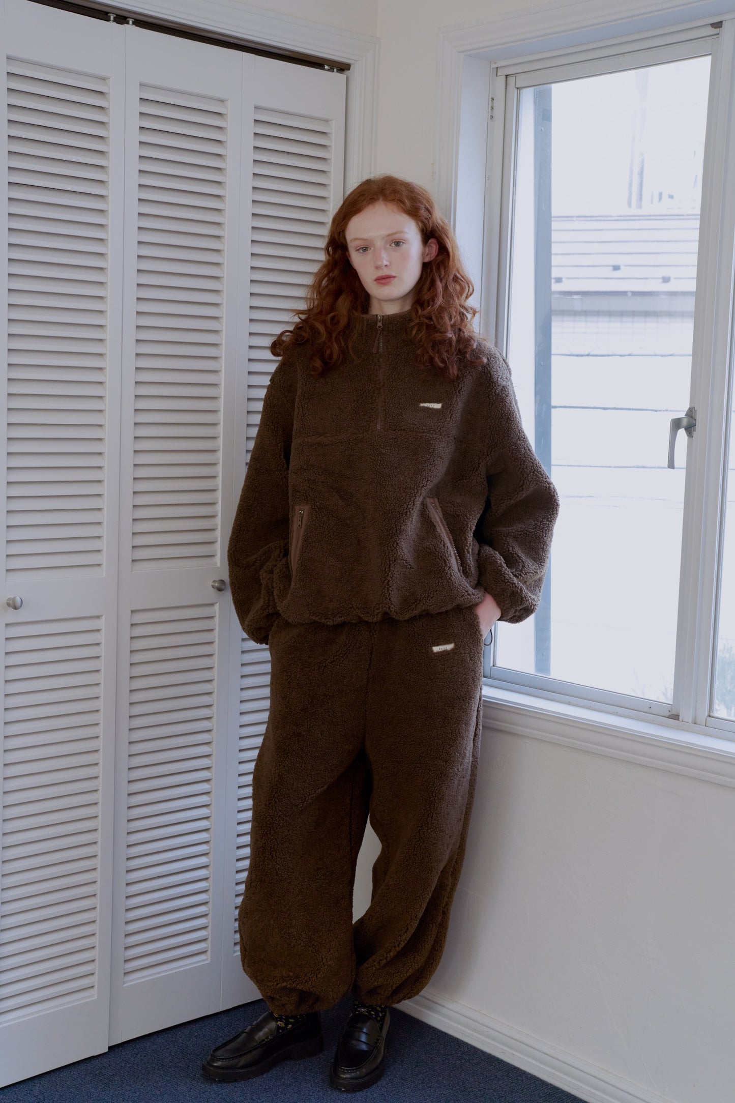Half-zip boa pullover / brownie