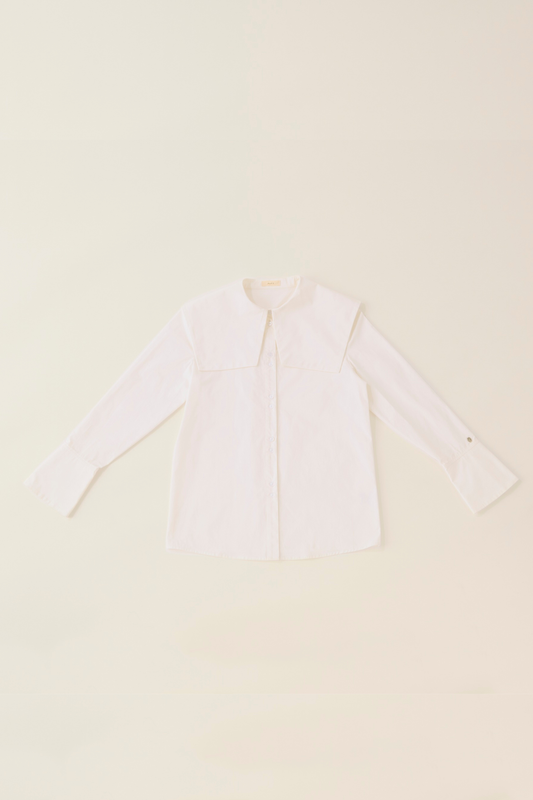Box collar double button blouse / white