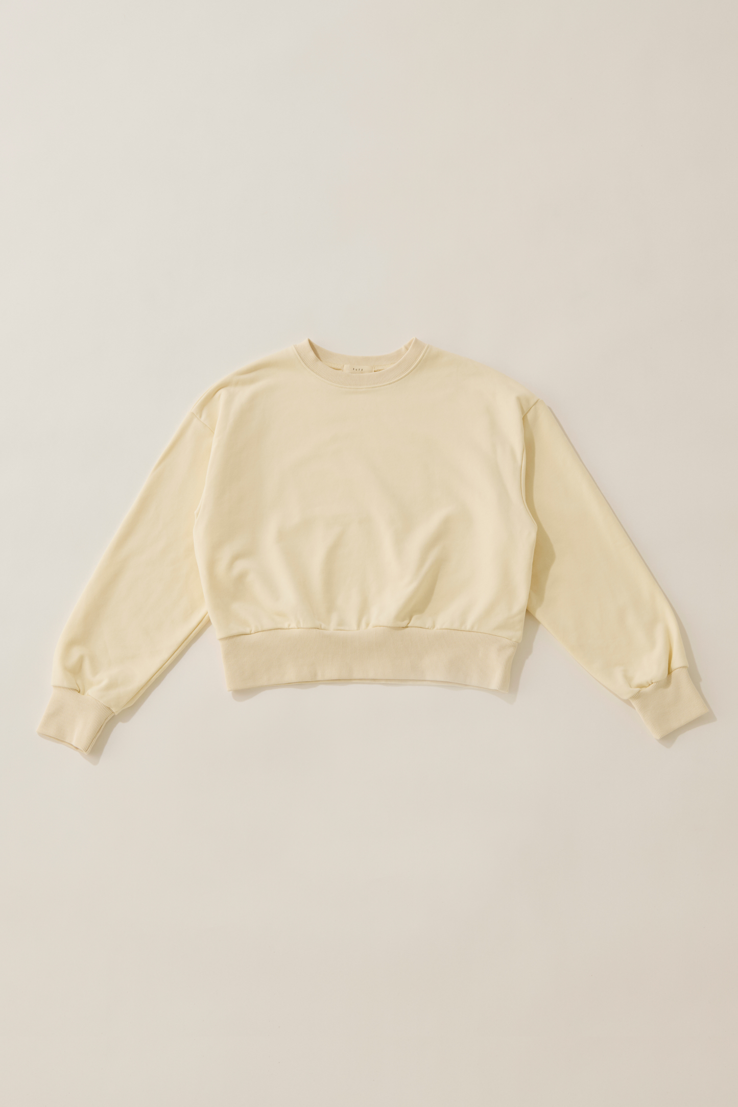 Shoulder logo pullover / white