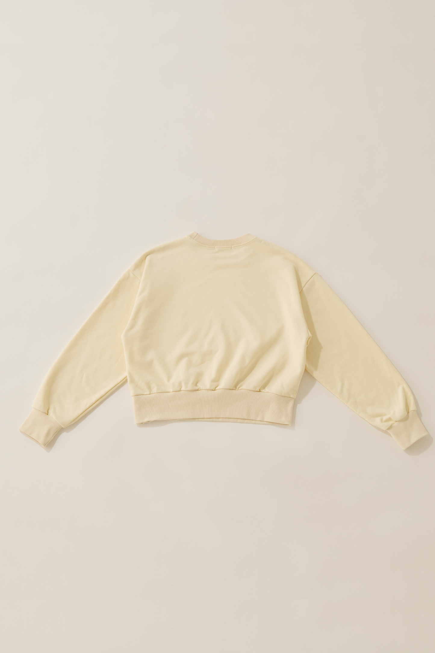 Shoulder logo pullover / white