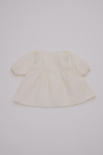 Quilting volume tops / white