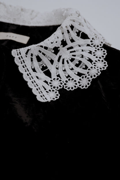 Lace collar velour cardigan / black