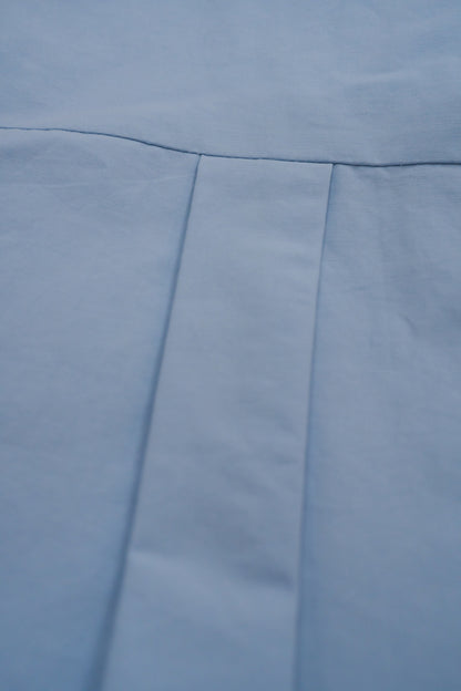 lace cuff cropped shirt / light blue