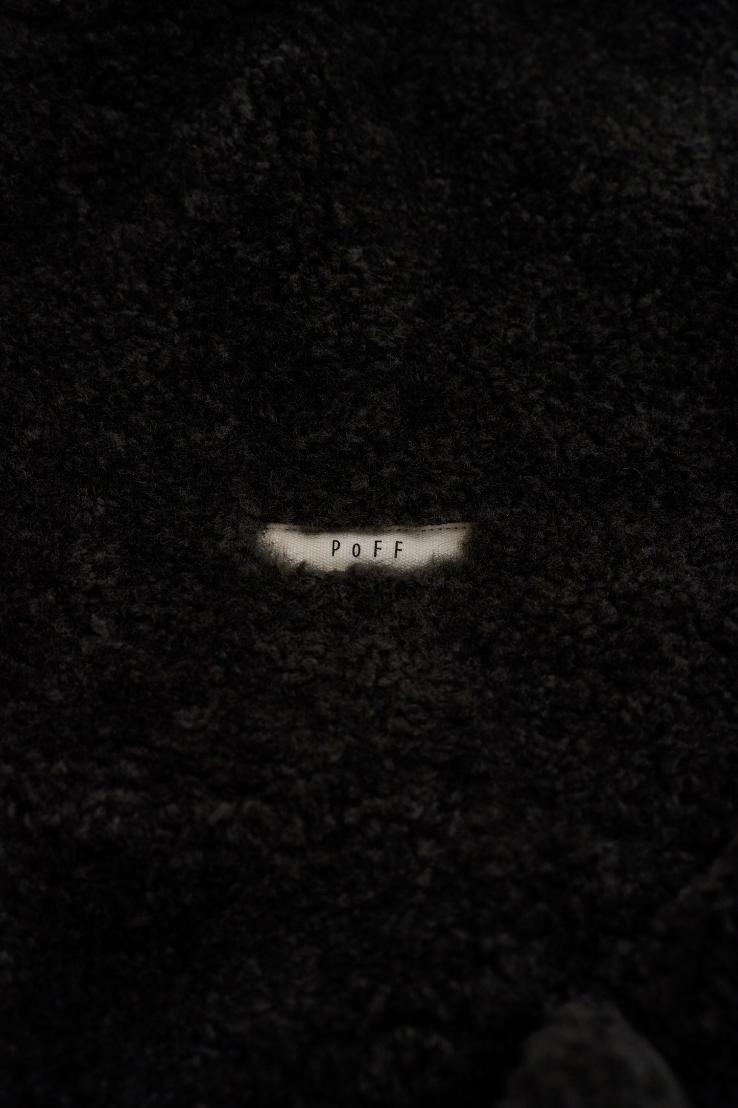 Half-zip boa pullover / dull gray