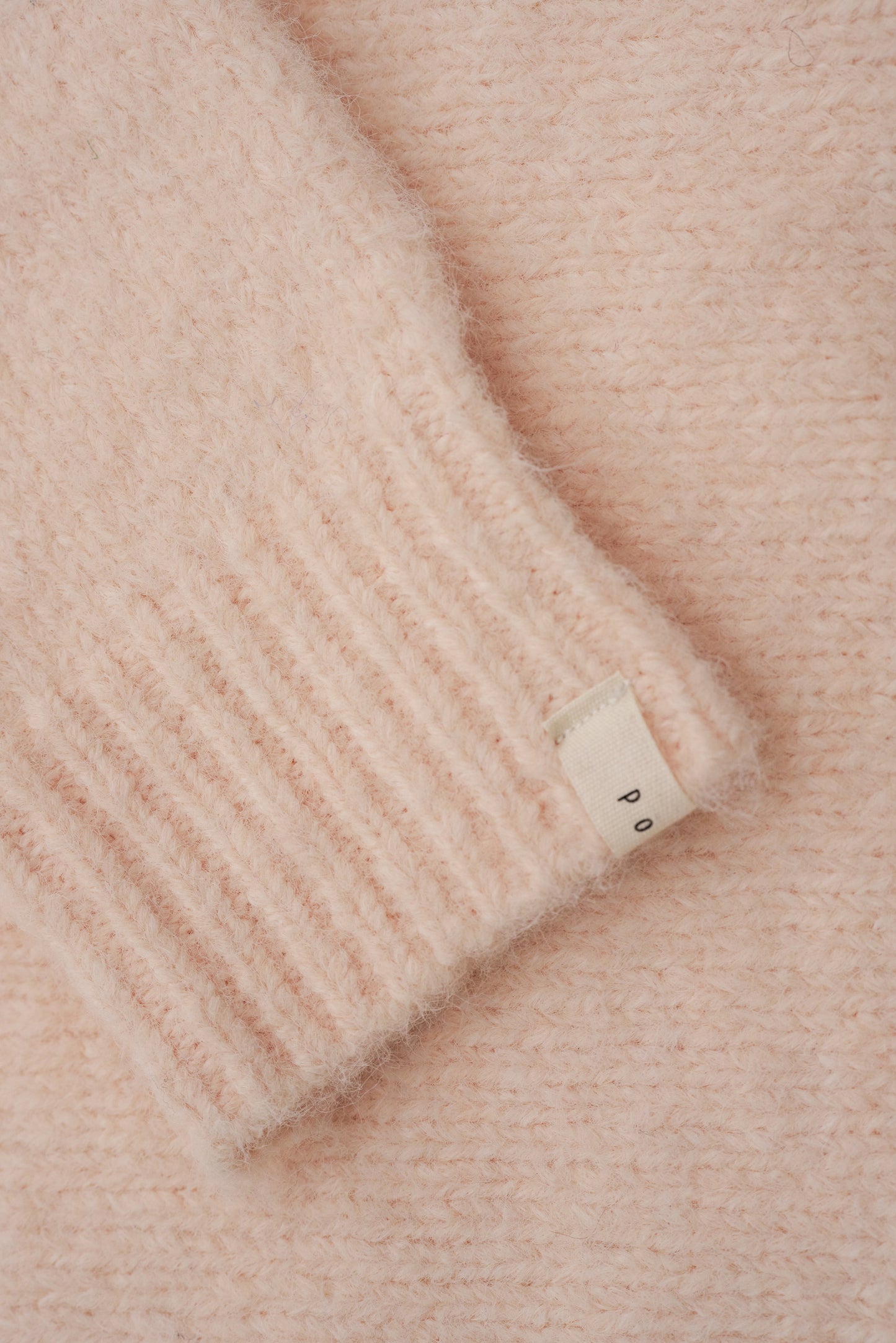Fluffy Knit Hoodie / peach milk