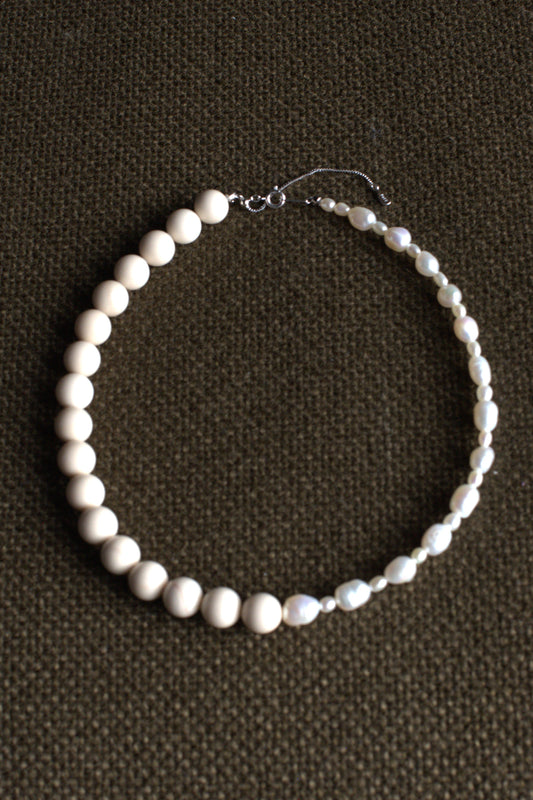 Marble pearl necklace