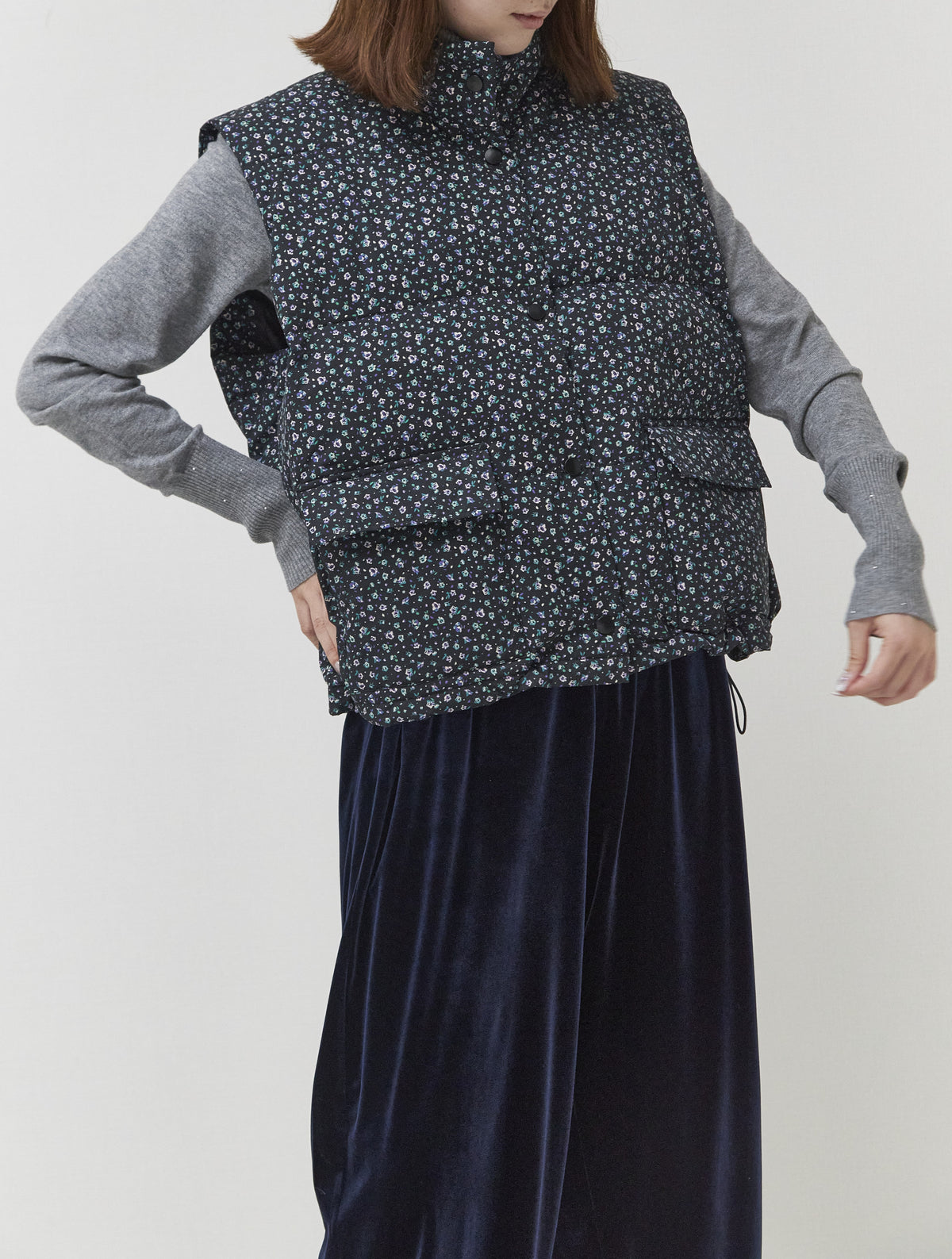 down vest / bouquet