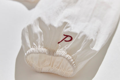 Round collar cropped blouse / White