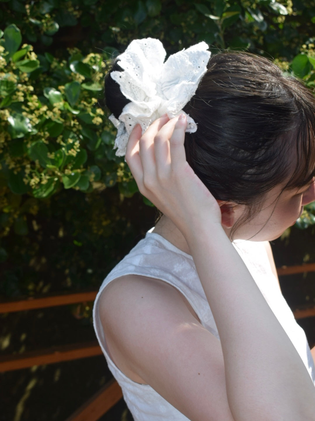 Flower lace chou chou