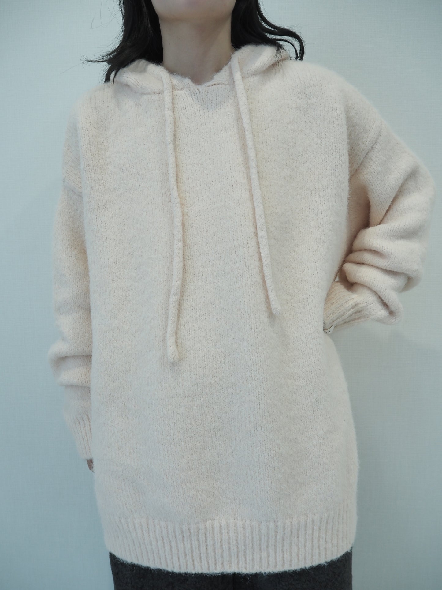 Fluffy Knit Hoodie / peach milk