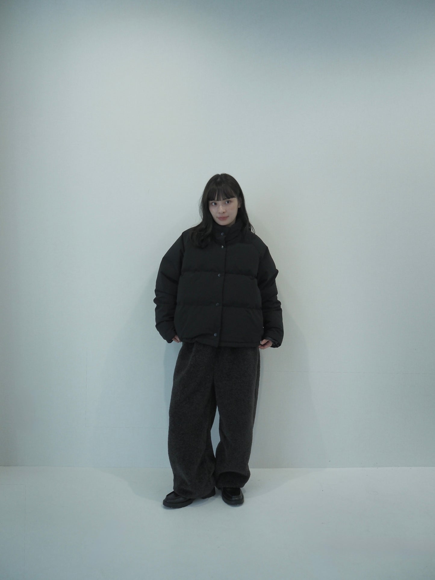 Short down jacket / black