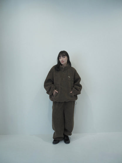 Half-zip boa pullover / brownie