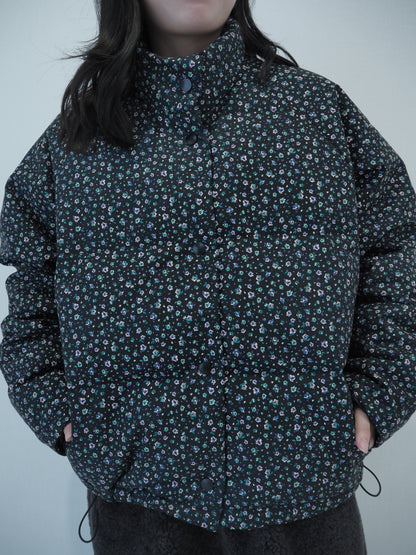 Short down jacket/  bouquet
