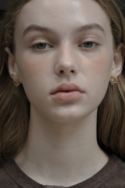 Star Flower Earrings / gold
