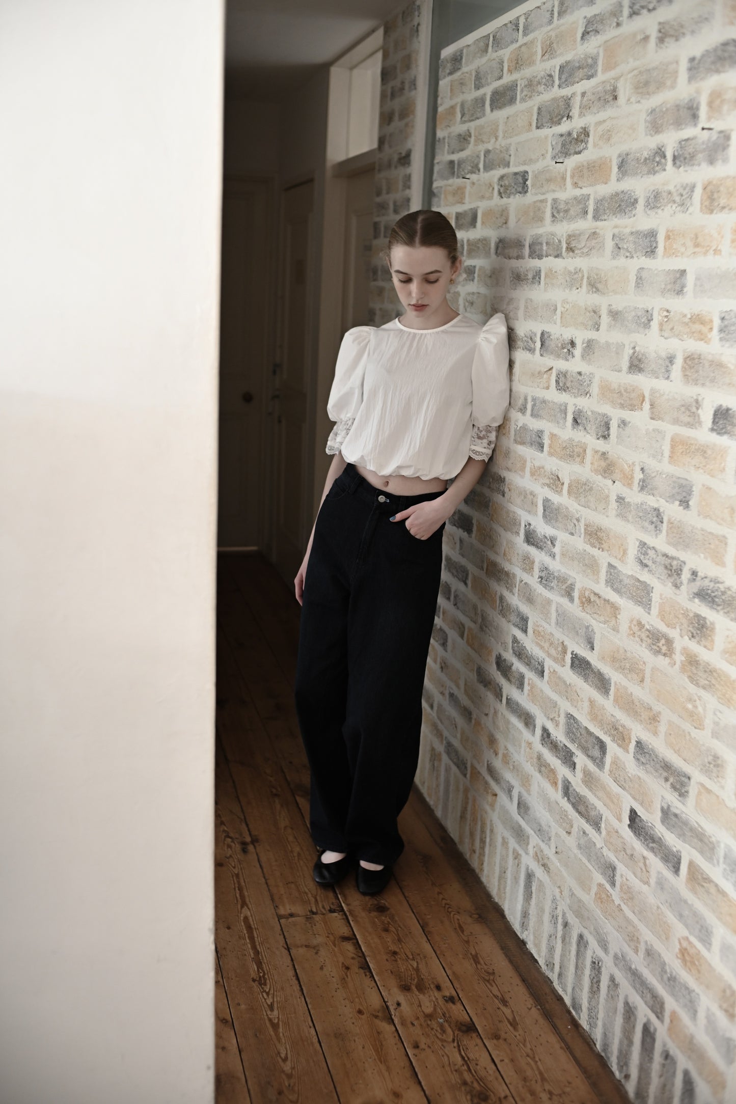 Lace puff balloon blouse / white
