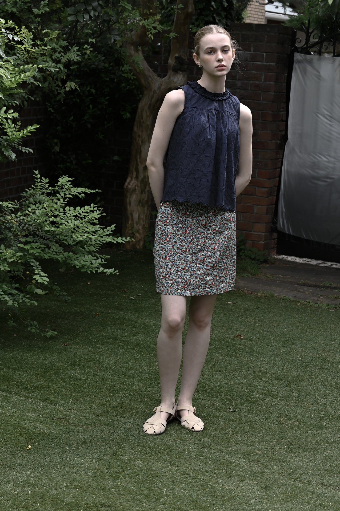 Cotton lace gather tunic / navy