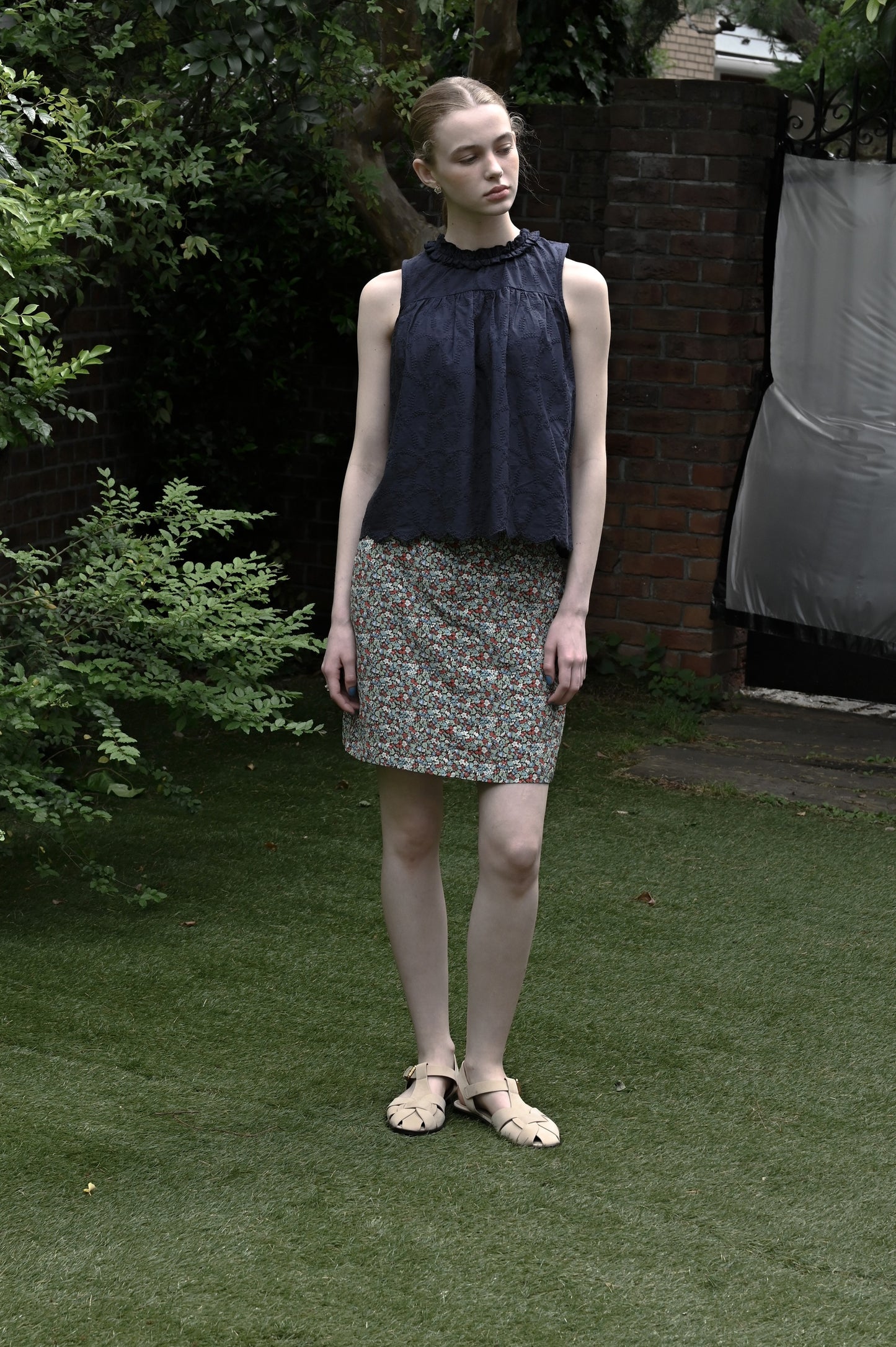 Cotton lace gather tunic / navy